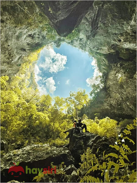 Hố sụt Kong Collapse