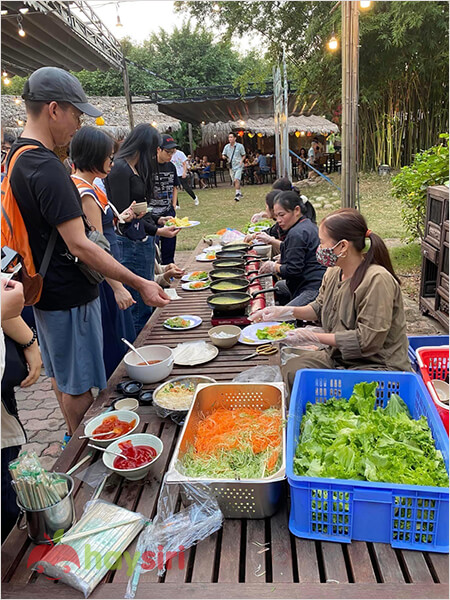 Khu vực trải nghiệm ẩm thực địa phương