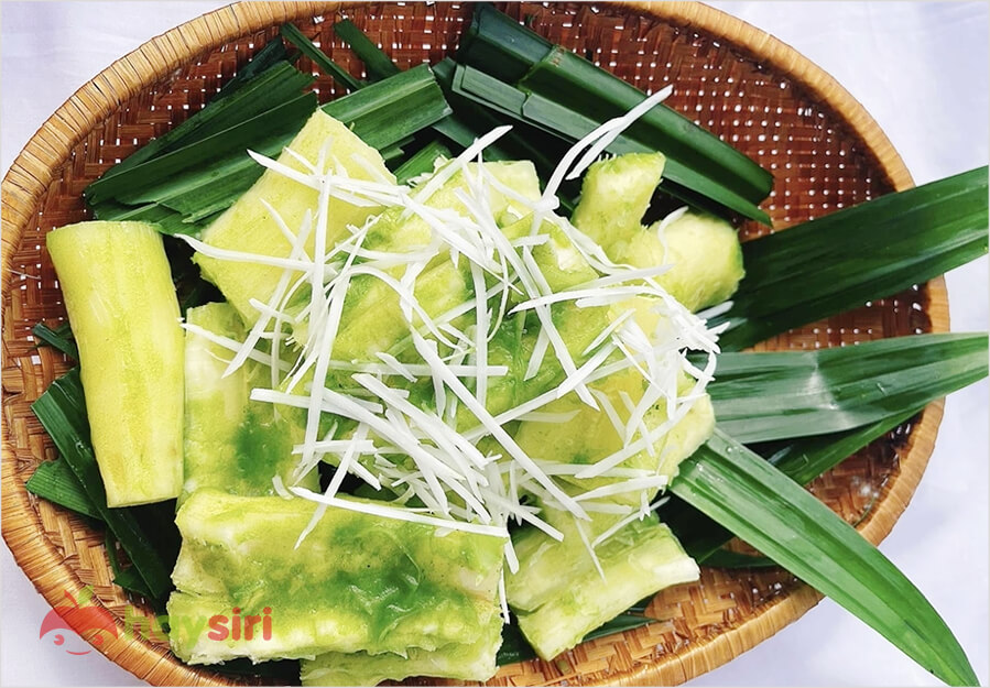 sắn hấp lá nếp cốt dừa