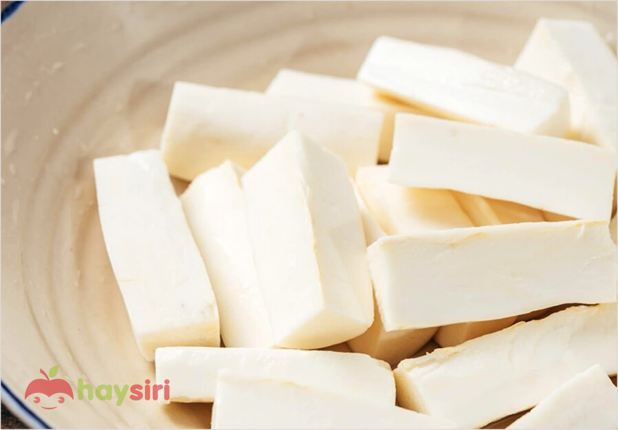 Sắn sau khi được cắt khúc