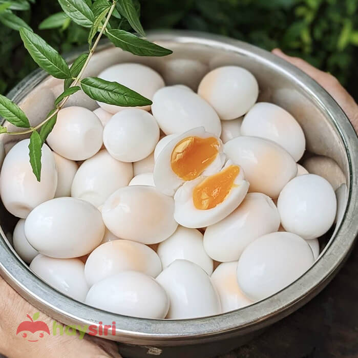 Trứng luộc còn lòng đào là đạt